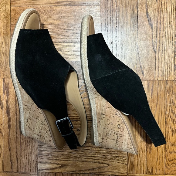 Franco Sarto suede wedge sandals - Picture 4 of 4